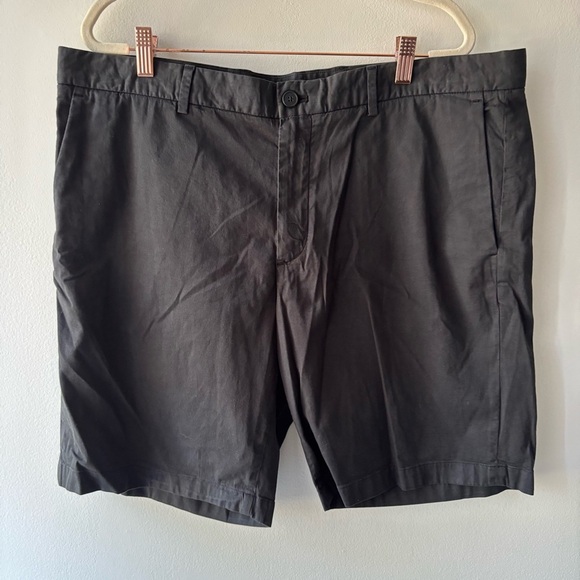 Theory Zaine SW S 9" Patton Shorts Sz 38 new - Picture 2 of 7